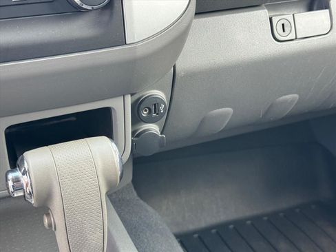 Used 2019 Nissan Frontier S RWD image 25