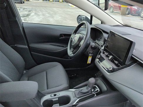 Certified 2025 Toyota Corolla LE image 10