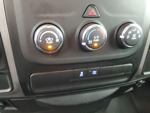 Used 2018 RAM 1500 Express RWD image 18