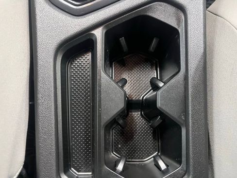 Certified 2020 Volkswagen Tiguan SE image 14