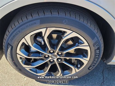 New 2026 Lincoln Nautilus Reserve image 13