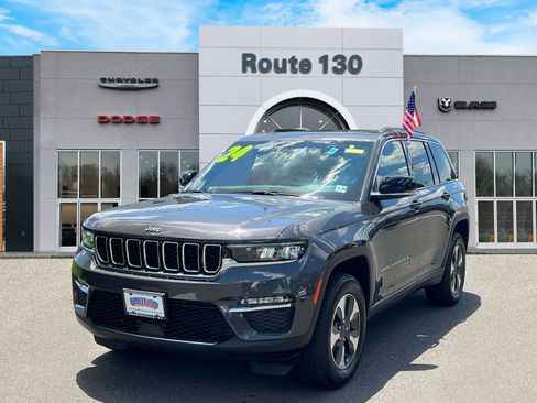 Used 2024 Jeep Grand Cherokee Limited 4xe AWD/4WD image 2