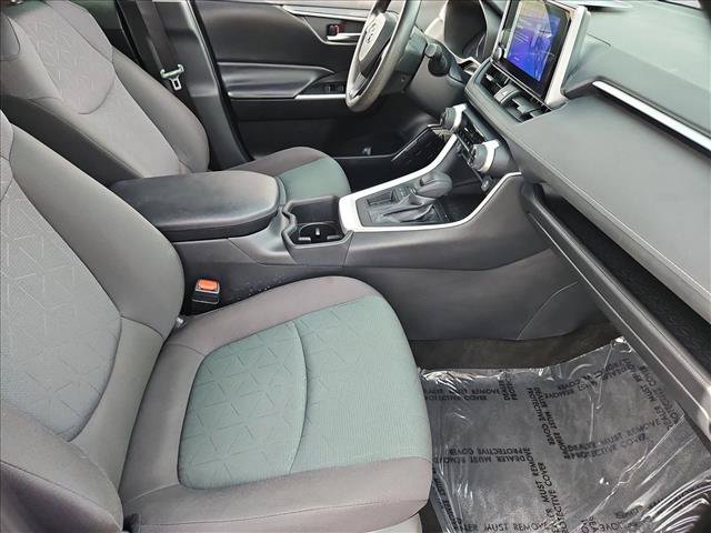 Used 2024 Toyota RAV4 XLE FWD image 26