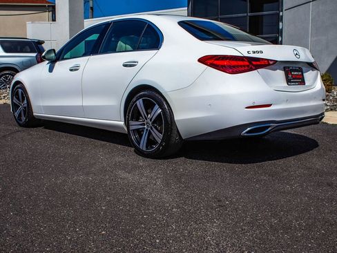 Used 2025 Mercedes-Benz C 300 4MATIC Sedan image 4