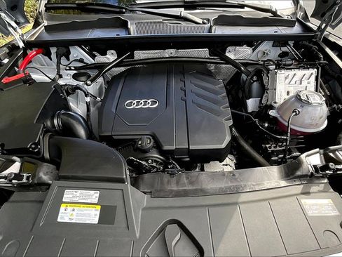 Certified 2025 Audi Q5 2.0T Premium Plus w/ Premium Plus Package image 30