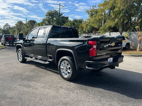 Used 2022 Chevrolet Silverado 2500 High Country w/ Z71 Off-Road Package image 5
