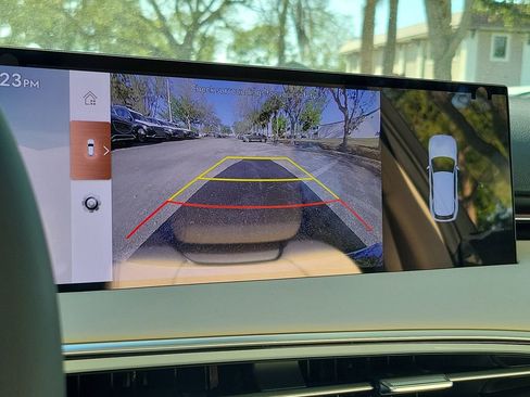 New 2026 Genesis GV70 2.5T Select AWD/4WD image 10