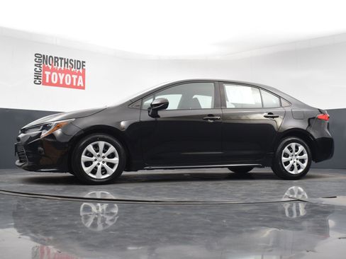 Used 2023 Toyota Corolla LE image 24