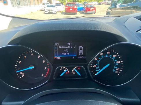 Used 2016 Ford Escape SE image 24