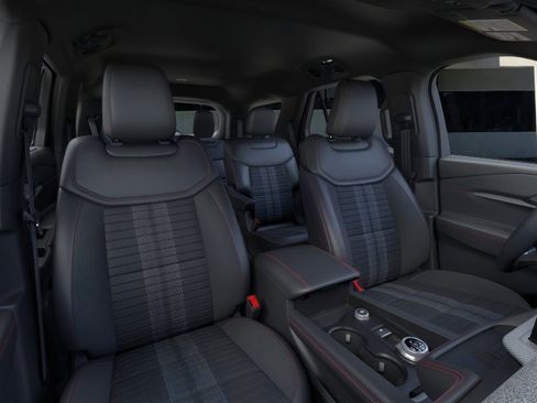 New 2025 Ford Explorer ST-Line w/ Premium Package image 10