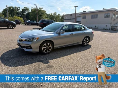 Used 2017 Honda Accord EX-L image 2