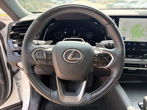 Used 2025 Lexus RX 350 Premium w/ Convenience Package FWD image 23