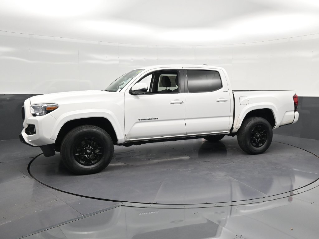 Used 2022 Toyota Tacoma SR5 w/ Technology Package RWD image 7