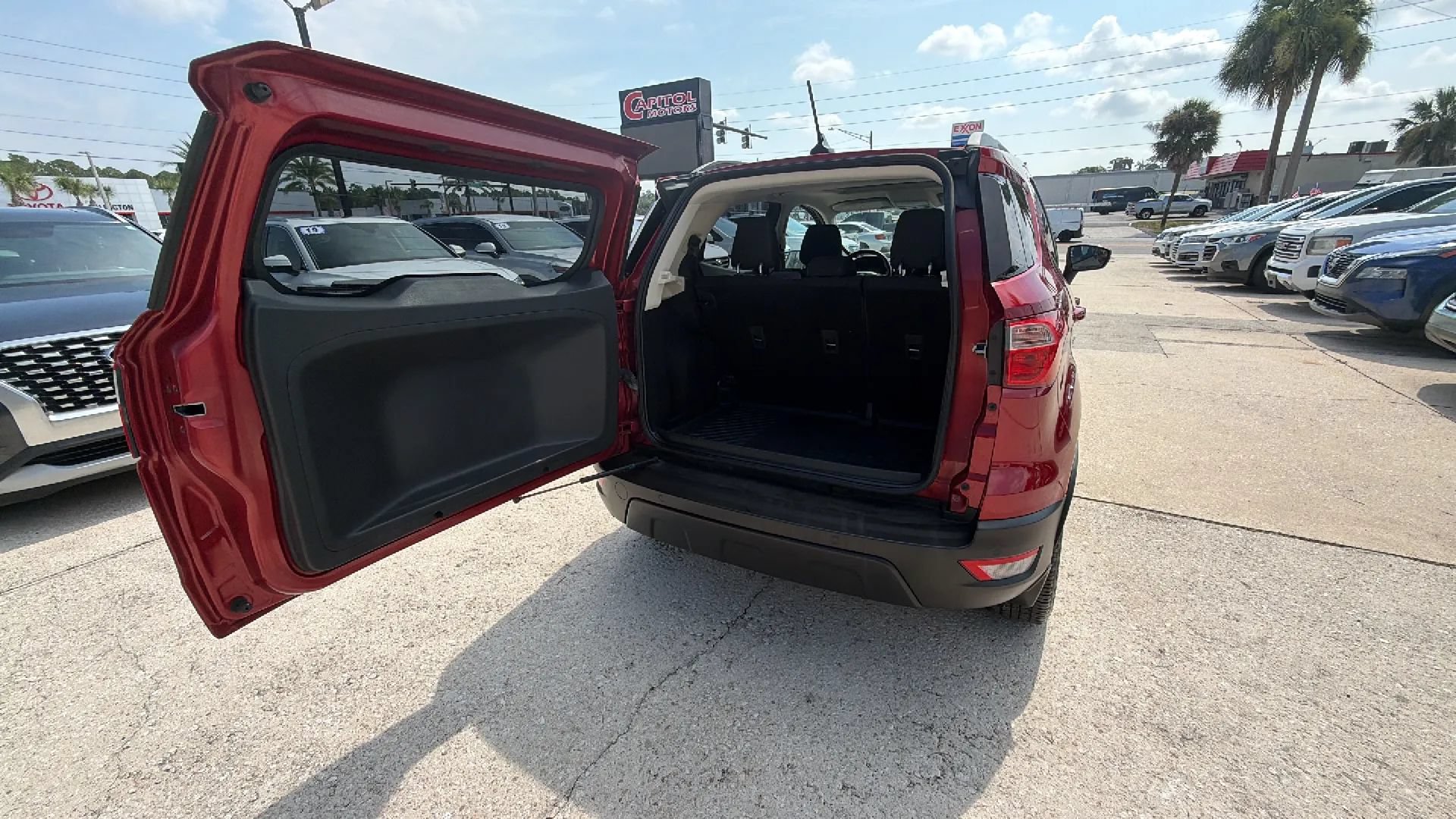Used 2018 Ford EcoSport SE FWD image 19