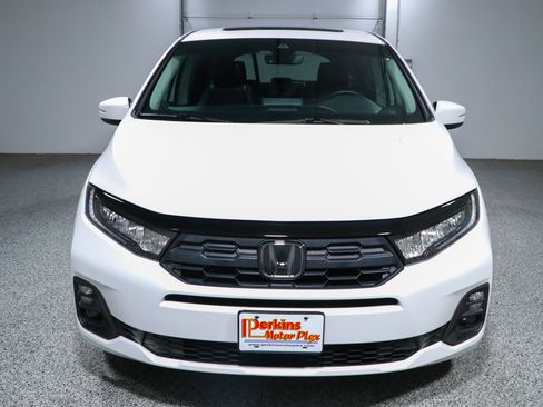 Used 2025 Honda Odyssey EX-L image 4