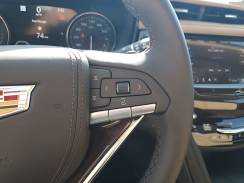 New 2025 Cadillac XT6 Premium Luxury w/ Platinum Package image 36