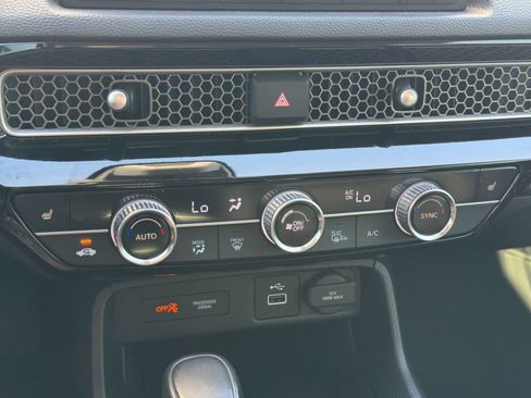 Used 2024 Honda Civic EX-L image 20