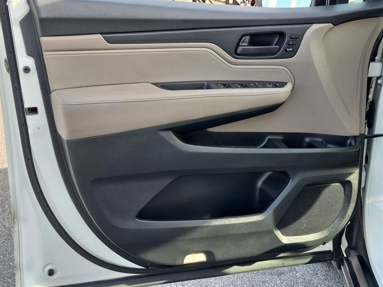 Used 2019 Honda Odyssey EX-L image 12