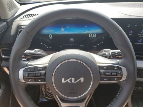 Used 2023 Kia Sportage SX image 11