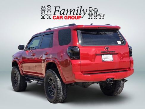 Used 2023 Toyota 4Runner SR5 Premium w/ Moonroof Package AWD/4WD image 3