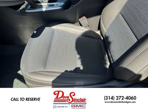 New 2026 Buick Envista Sport Touring w/ Convenience II Package FWD image 12