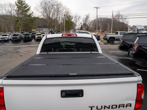 Used 2018 Toyota Tundra SR5 image 6
