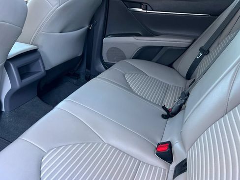Certified 2022 Toyota Camry SE w/ Convenience Package FWD image 14
