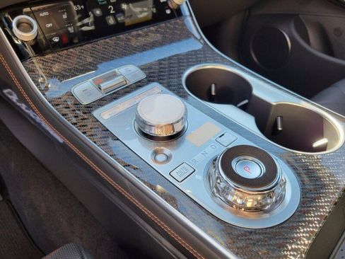 Used 2026 Genesis GV70 3.5T Sport Prestige image 23