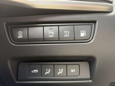 Certified 2024 MAZDA CX-90 Plug-In Hybrid w/ Premium Plus AWD/4WD image 18