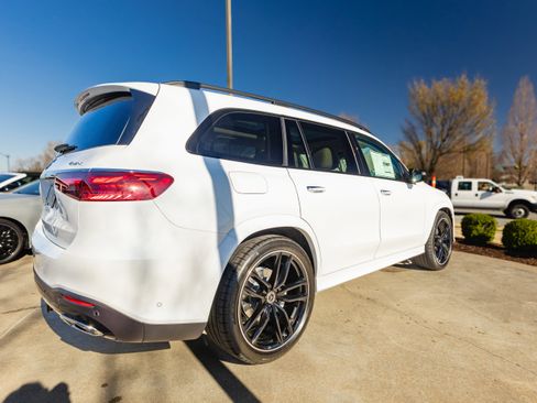 New 2026 Mercedes-Benz GLS 450 4MATIC image 12