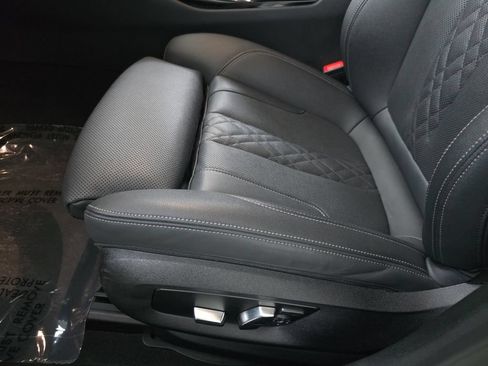 Used 2023 BMW 530i xDrive AWD/4WD image 30