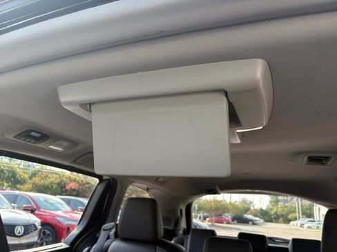 Used 2018 Honda Odyssey Elite image 23