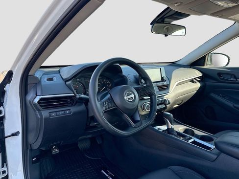 Used 2024 Nissan Altima 2.5 S image 21