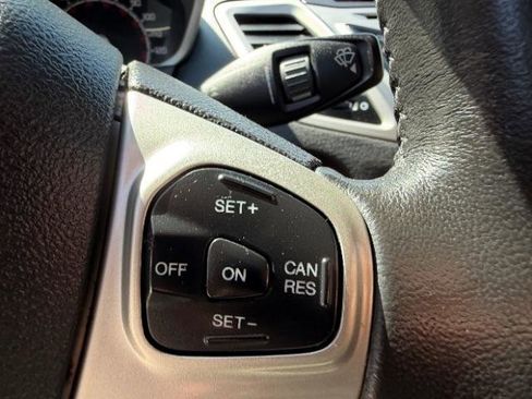 Used 2013 Ford Fiesta SE FWD image 21