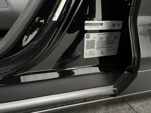 New 2025 Chevrolet Traverse LT w/ Sun and Wheel Package image 69