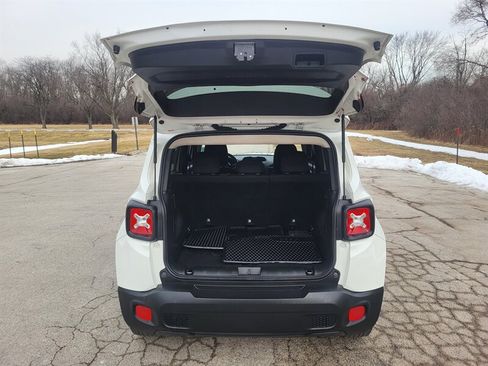 Used 2018 Jeep Renegade Sport w/ Power & Air Group image 10