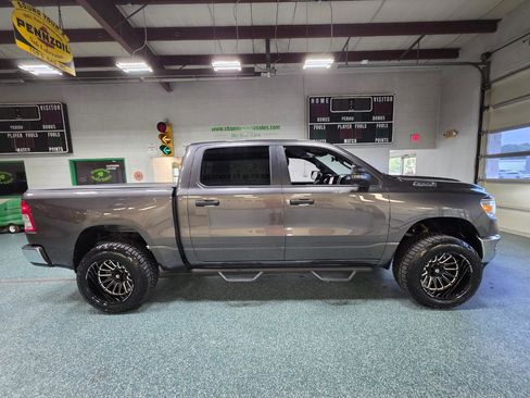 Used 2023 RAM 1500 Big Horn AWD/4WD image 5
