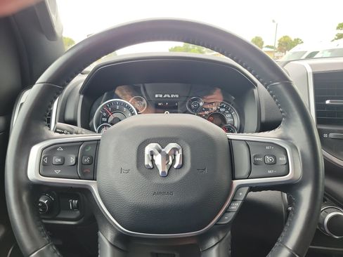 Used 2023 RAM 1500 Big Horn AWD/4WD image 16