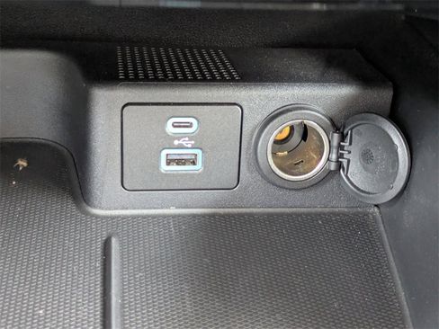 Used 2022 Ford Escape SEL image 22