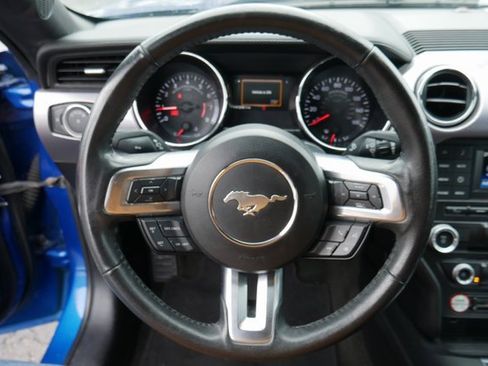 Used 2017 Ford Mustang GT image 13