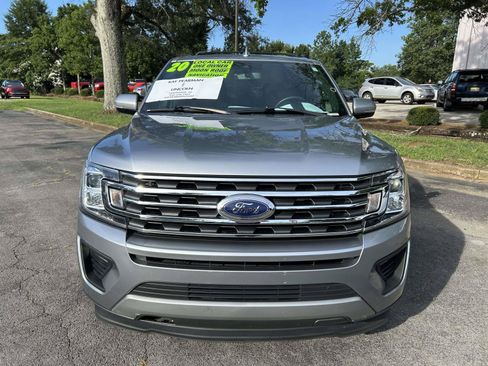 Used 2020 Ford Expedition XLT w/ Equipment Group 202A RWD image 12