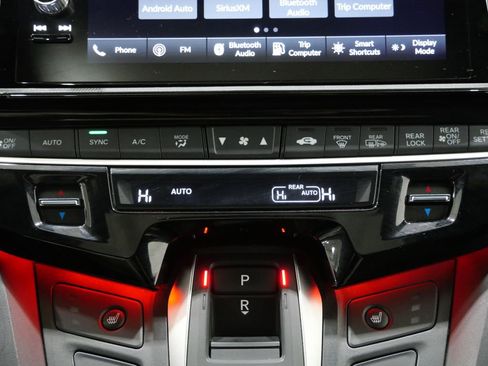 Used 2025 Honda Odyssey Sport-L image 19