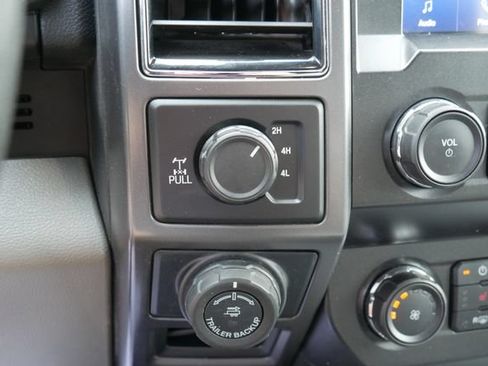 Used 2020 Ford F150 XLT w/ Equipment Group 302A Luxury AWD/4WD image 21