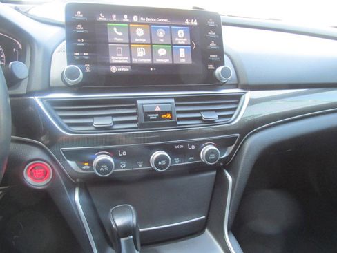 Used 2018 Honda Accord Sport image 50
