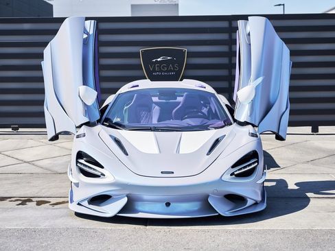 Used 2022 McLaren 765LT Base image 29