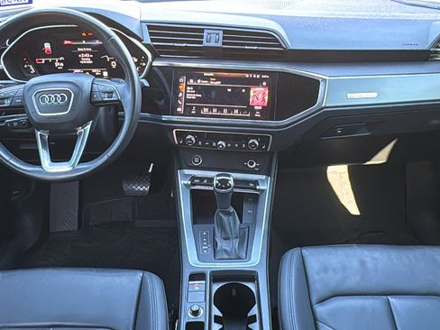 Used 2022 Audi Q3 2.0T Premium Plus image 17