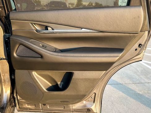 Certified 2024 INFINITI QX60 Luxe FWD image 17