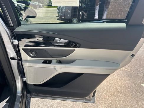 New 2026 Lincoln Nautilus Premier w/ Equipment Group 102A AWD/4WD image 17