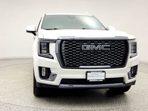 Used 2023 GMC Yukon Denali Ultimate image 2
