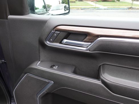 Used 2024 Chevrolet Silverado 1500 LT image 29